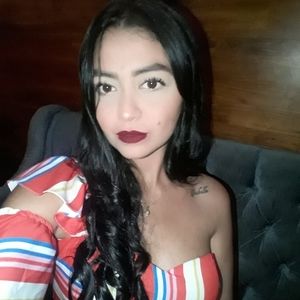 Meet your Posher, Isabella